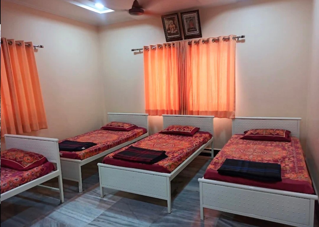 2 Bed Non-AC room in Shree Gajanan Maharaj Sansthan Omkareshwar