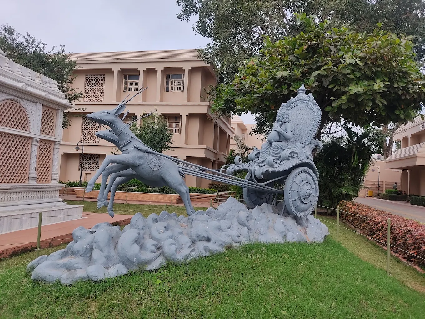 Shree Gajanan Maharaj Sansthan Omkareshwar gallery